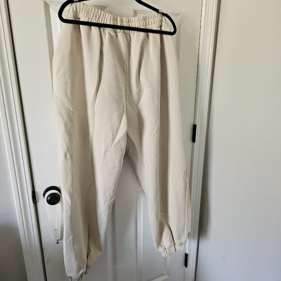 Comfrt Signature Fit Sweatsuit Set in 3x - Picture 9 of 10